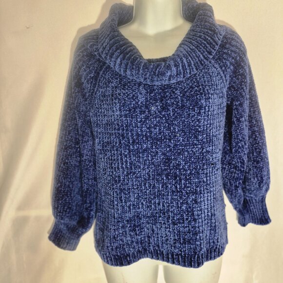 PINK ROSE Pretty Cowl Neck sweater, 2-tone Blue in size small - Picture 13 of 16